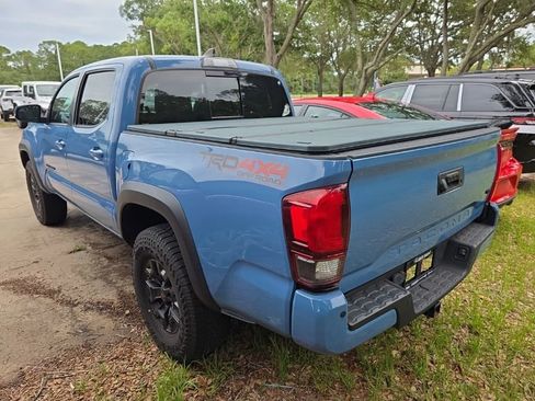 Used 2019 Toyota Tacoma TRD Off-Road w/ TRD Premium Off Road Package AWD/4WD image 3