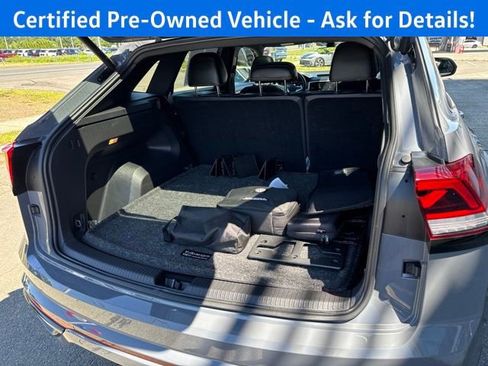 Certified 2023 Volkswagen Atlas Cross Sport SEL R-Line AWD/4WD image 28