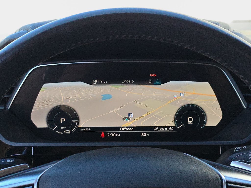 Used 2019 Audi e-tron Prestige w/ Prestige Package AWD/4WD image 25