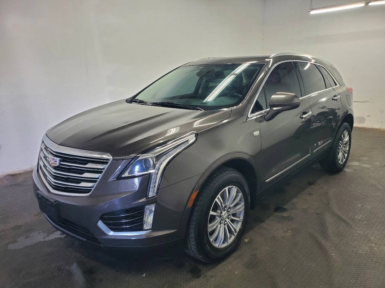 Used 2019 Cadillac XT5 Luxury AWD/4WD image 1