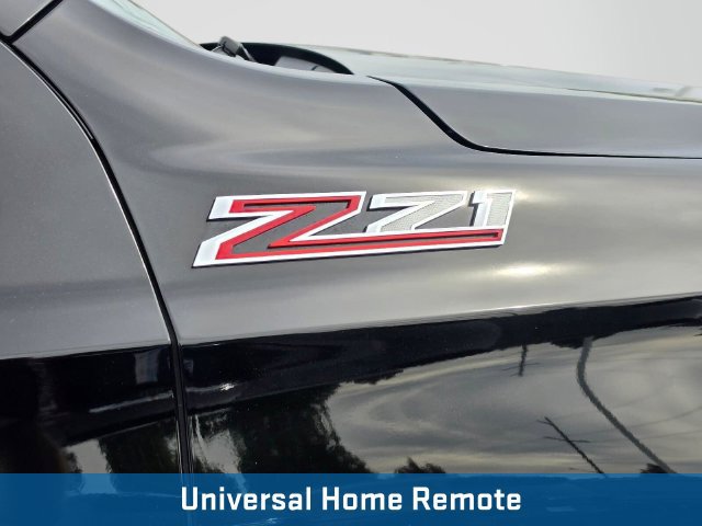 Used 2025 Chevrolet Suburban Z71 AWD/4WD image 12