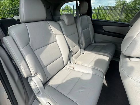 Used 2011 Honda Odyssey EX-L image 19