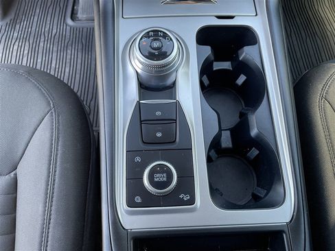 Used 2020 Ford Explorer XLT w/ Comfort Package image 20