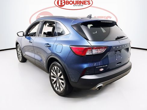 Used 2020 Ford Escape Titanium w/ Titanium Premium Package 2.0 AWD/4WD image 10