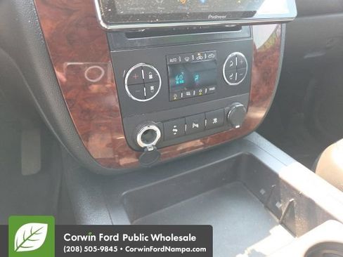 Used 2009 Chevrolet Silverado 2500 LTZ w/ Safety Package AWD/4WD image 18