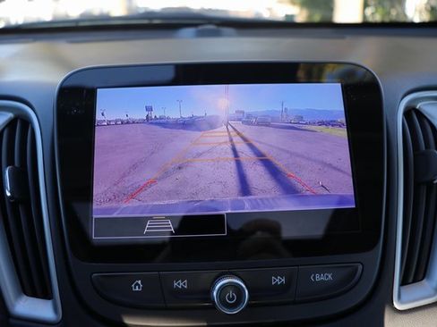 Used 2024 Chevrolet Malibu LT image 22