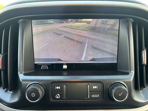 Used 2019 Chevrolet Colorado Z71 image 13