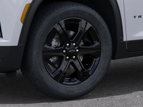 New 2027 Chevrolet Traverse LT w/ Midnight/Sport Edition FWD image 9