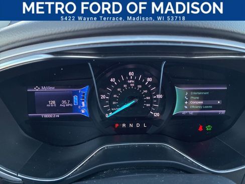 Used 2013 Ford Fusion SE image 32