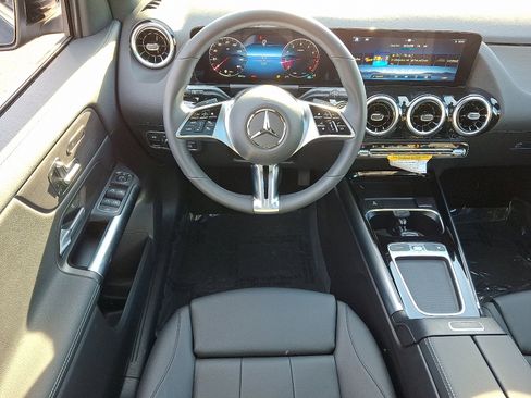 New 2026 Mercedes-Benz GLA 250 4MATIC image 9