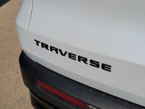New 2026 Chevrolet Traverse LT w/ Enhanced Driving Package FWD image 15