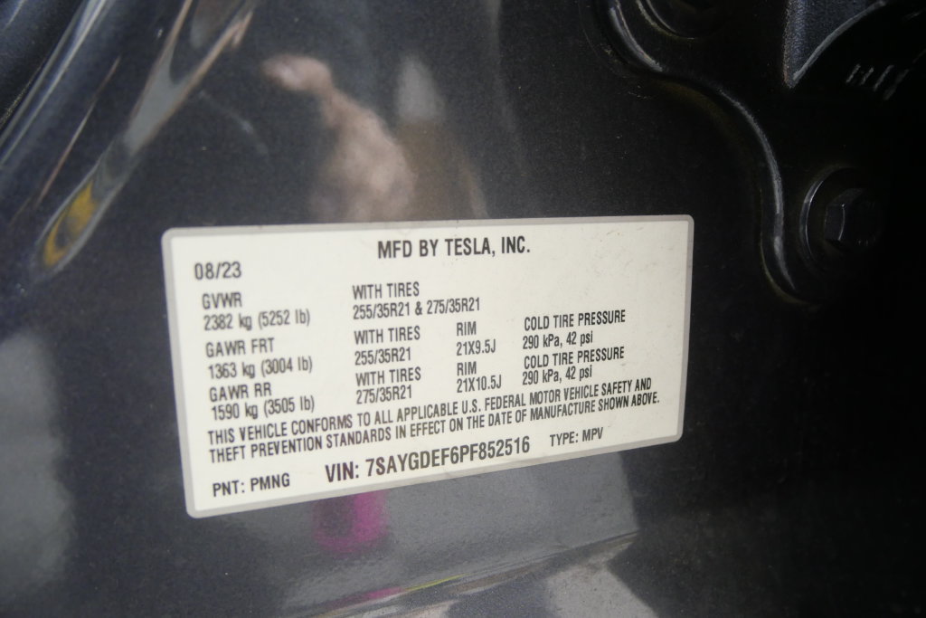 Used 2023 Tesla Model Y Performance AWD/4WD image 28