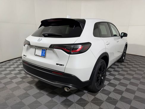 New 2026 Honda HR-V Sport image 8