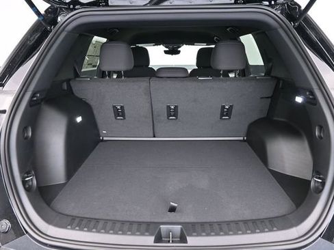 New 2026 Chevrolet Equinox LT w/ Safety and Technology Package FWD image 39