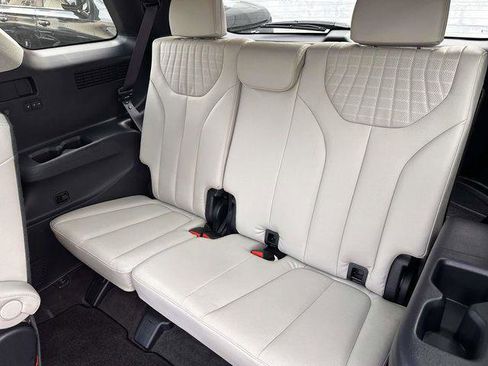 Used 2023 Hyundai Palisade Limited AWD/4WD image 16