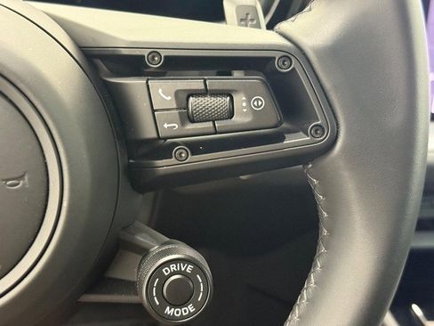 Certified 2024 Porsche Cayenne Coupe image 20