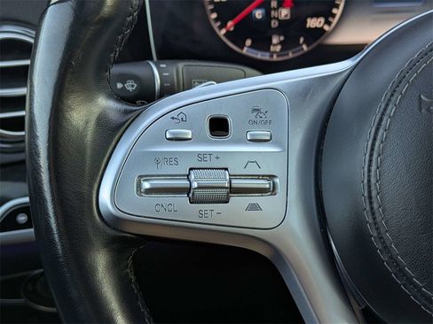 Used 2020 Mercedes-Benz S 560 4MATIC Sedan image 25
