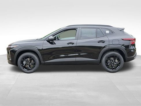 New 2026 Chevrolet Trax LT w/ Driver Confidence Package FWD image 10