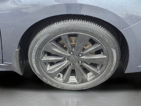 Used 2016 Subaru Legacy 3.6R Limited image 28