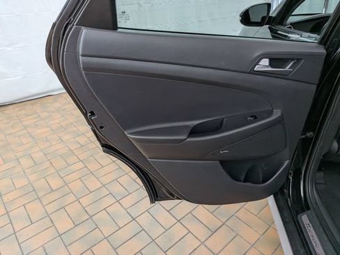 Used 2017 Hyundai Tucson Limited w/ Cargo Package FWD image 18