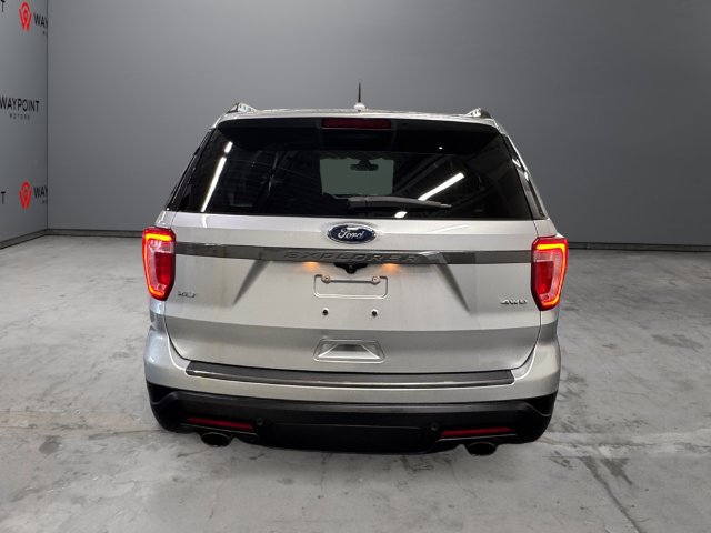 Used 2018 Ford Explorer XLT w/ Equipment Group 202A AWD/4WD image 23