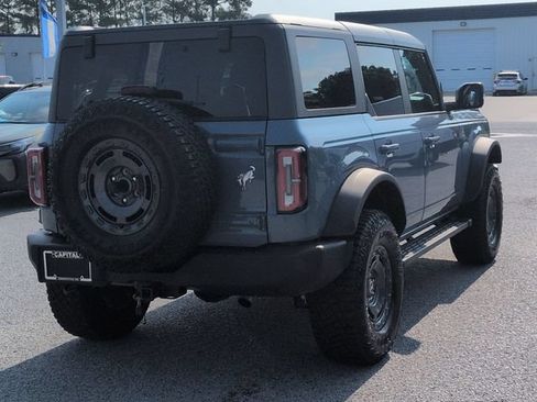 Used 2024 Ford Bronco Outer Banks AWD/4WD image 3