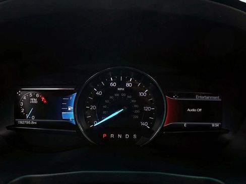 Used 2017 Ford Explorer Limited w/ Equipment Group 303A AWD/4WD image 29