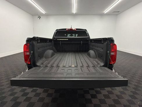 Used 2017 Chevrolet Colorado Z71 AWD/4WD image 21