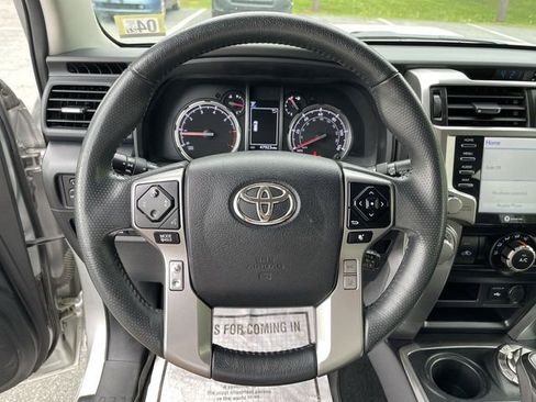 Certified 2022 Toyota 4Runner TRD Sport w/ Technology Package AWD/4WD image 15
