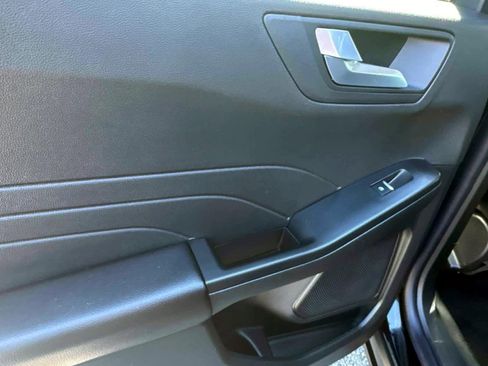 Used 2025 Ford Escape Platinum image 16