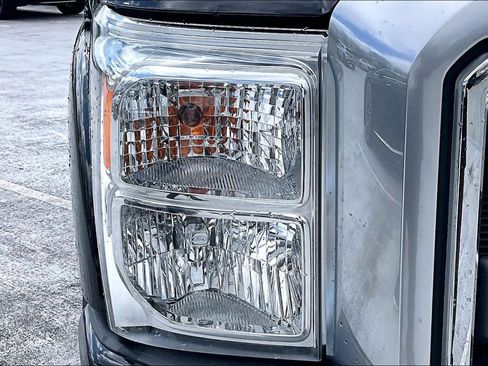 Used 2014 Ford F350 Platinum image 27