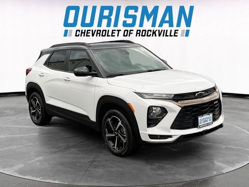 Used 2023 Chevrolet TrailBlazer RS w/ Convenience Package AWD/4WD image 1