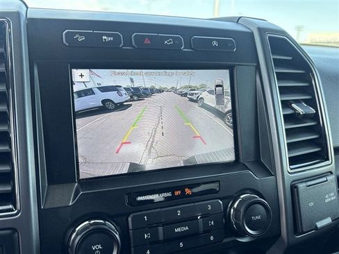 Used 2019 Ford F150 XLT w/ Equipment Group 302A Luxury AWD/4WD image 15