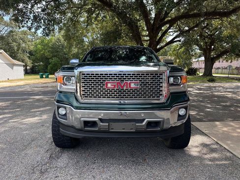 Used 2015 GMC Sierra 1500 SLT w/ SLT Crew Cab Value Package AWD/4WD image 4