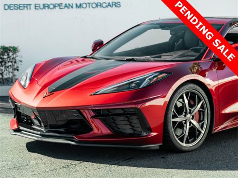Used 2022 Chevrolet Corvette Stingray Premium Conv w/ Z51 Performance Package image 3