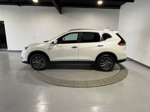 Used 2016 Nissan Rogue SL w/ SL Premium Package AWD/4WD image 3