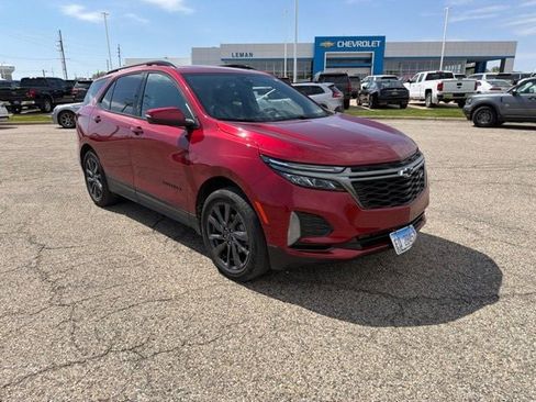Used 2022 Chevrolet Equinox RS w/ RS Leather Package AWD/4WD image 2