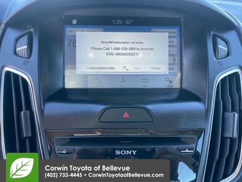 Used 2018 Ford Focus Titanium w/ Titanium Technology Package image 18