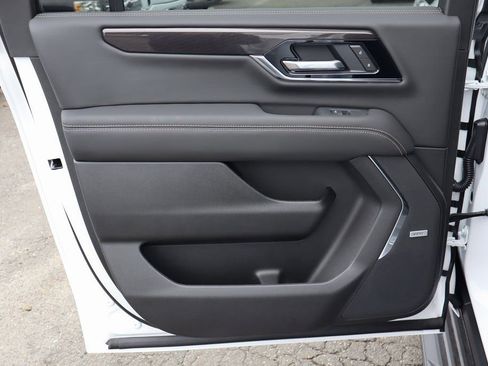 New 2026 GMC Yukon XL Elevation AWD/4WD image 19
