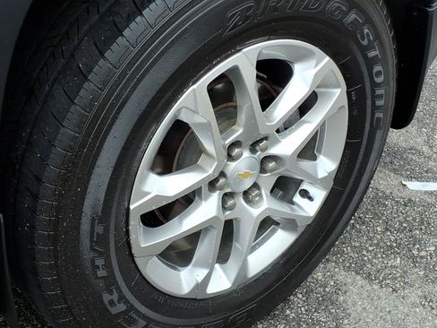 Used 2018 Chevrolet Traverse LT FWD image 13