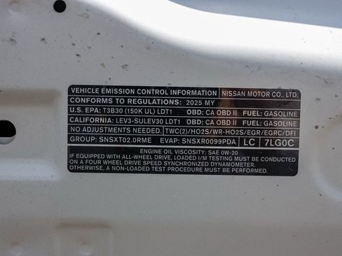 Used 2025 Nissan Kicks SV FWD image 32