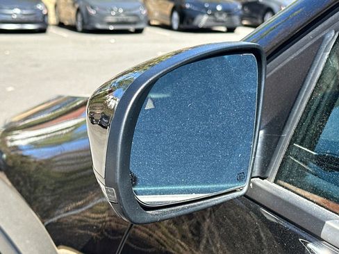 Used 2017 Jeep Cherokee High Altitude image 16