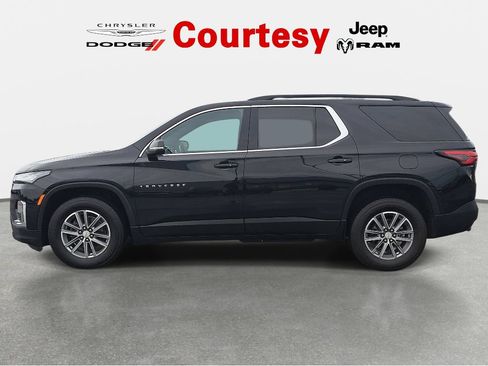 Used 2023 Chevrolet Traverse LT AWD/4WD image 6