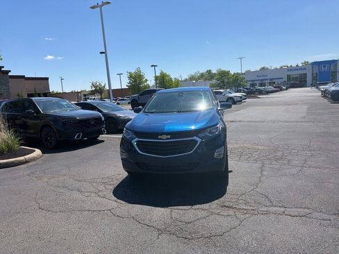 Used 2020 Chevrolet Equinox LT AWD/4WD image 3