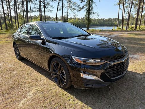 Used 2024 Chevrolet Malibu LT w/ Midnight Edition FWD image 7