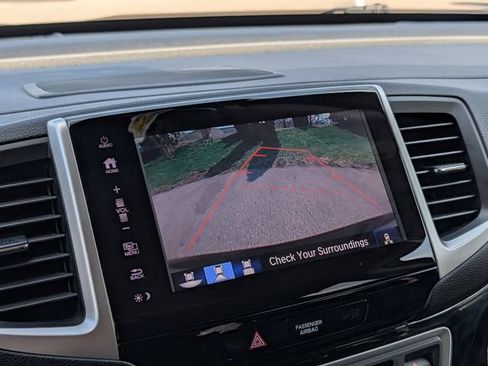 Used 2018 Honda Pilot Elite image 20