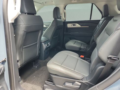 New 2026 Ford Explorer Active w/ Active Comfort Package AWD/4WD image 16