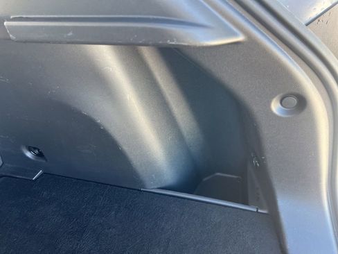 Used 2022 Buick Encore GX Essence w/ Advanced Technology Package image 36