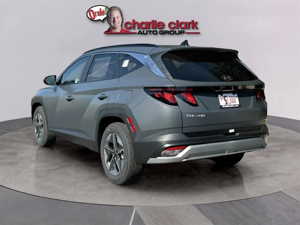 Certified 2025 Hyundai Tucson SEL FWD image 3