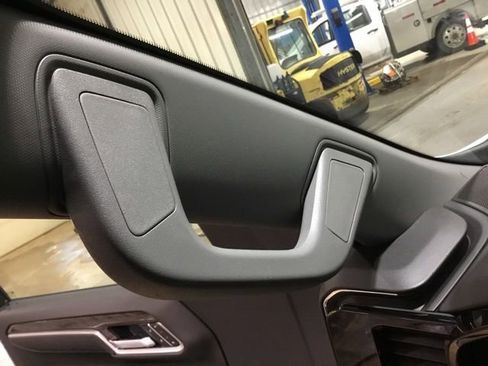 New 2026 Chevrolet Silverado 1500 LTZ w/ LTZ Premium Package image 40